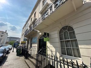 Photo 1- click for photo gallery